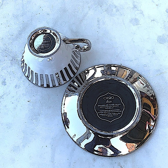 CIROA LUXE TEA CUP & SAUCER SILVER METALLIC STRIPES SET FOOTED PORCELAIN - Picture 7 of 8